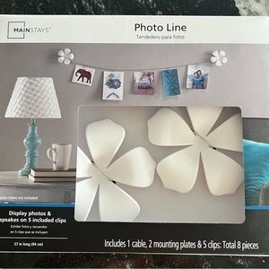 Umbra photo line flowers